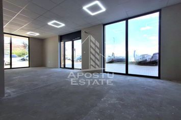 Spatiu comercial pretabil pentru multe activitatii anunturi imobiliare Arad