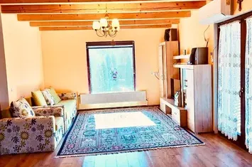 CASA DE VACANTA//ZONA BREAZA//OCINA DE JOS anunturi imobiliare Prahova