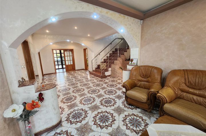 Birou de vanzare BURDUJENI - Suceava anunturi imobiliare Suceava