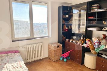 Apartament 3 camere de vanzare CANTEMIR - Bihor anunturi imobiliare Bihor