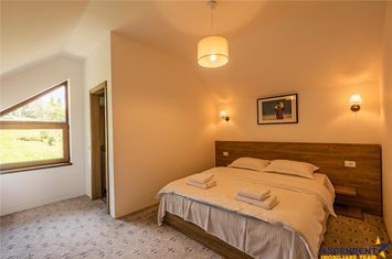 Spațiu comercial de vanzare BRAN - Brasov anunturi imobiliare Brasov