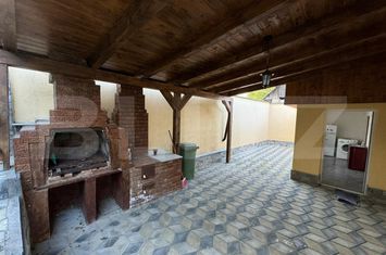 Vilă - 3 camere de vanzare BACAU - Bacau anunturi imobiliare Bacau