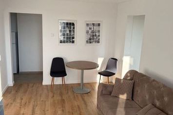 Inchiriez apartament Central 2 camere zona Titulescu-Victoriei, Str. Veronica Micle, la 8 minute metrou Piata Victoriei,recent renovat. anunturi imobiliare Bucuresti