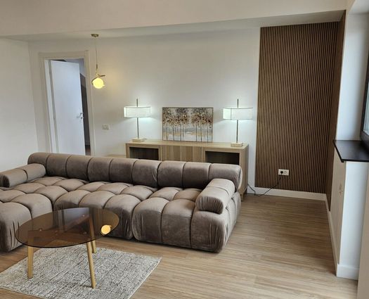 Apartament 2 camere Damaroaia, 85 mp