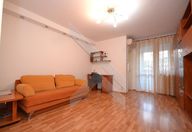 350 €, Garsonieră