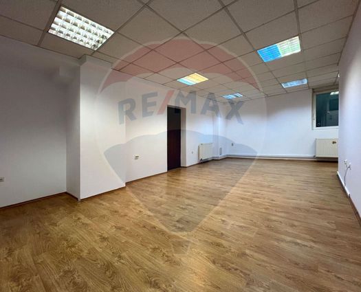 Birou Semicentral, 31 mp