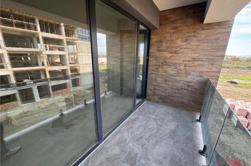Apartament 3 camere de vanzare NORD - Vrancea anunturi imobiliare Vrancea