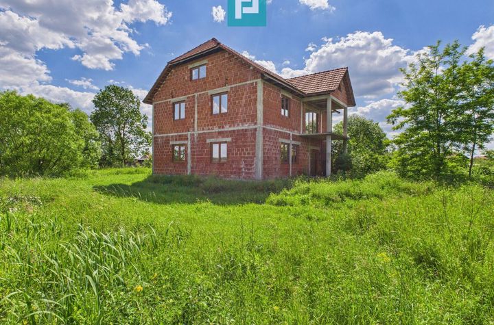 Casă la roșu, P+1, în localitatea Beliu, Arad anunturi imobiliare Arad