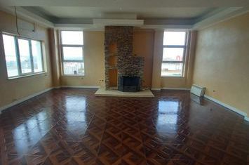 Apartament 8 camere de vanzare GEORGE ENESCU - Dolj anunturi imobiliare Dolj