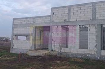 Săbăreni, casă la rosu 116 mp utili, curte 607 mp anunturi imobiliare Giurgiu