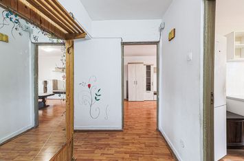 Spațiu, lumină și potențial: Apartamentul tău în Aradul Nou anunturi imobiliare Arad