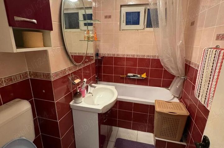 Vanzare Apartament 3 Camere Zona Metrou Titan - Parc IOR anunturi imobiliare Bucuresti