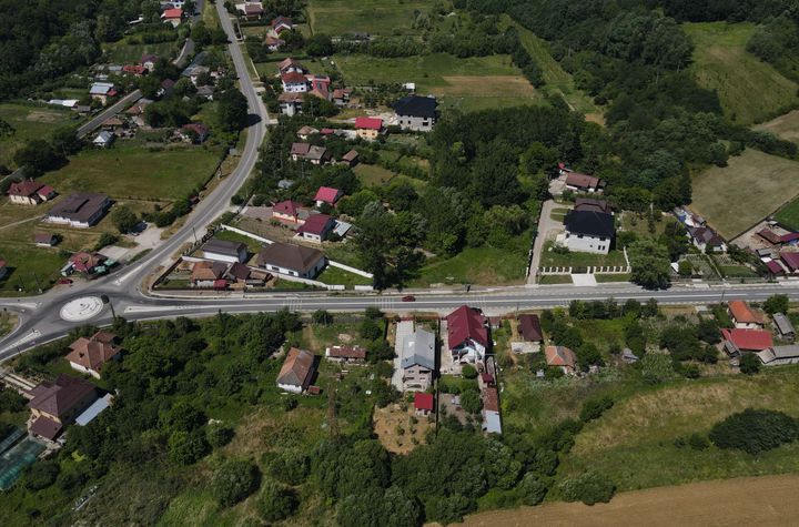 Teren de vanzare RAMNICU VALCEA - Valcea anunturi imobiliare Valcea