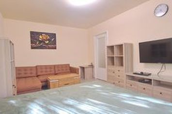 Garsoniera spatioasa | Metrou Lujerului anunturi imobiliare Bucuresti