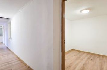 Casă 4 camere renovată 2025 – Strada Iași nr. 21, Rahova, București! anunturi imobiliare Bucuresti