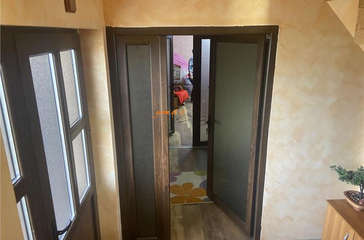 Casă - 3 camere de vanzare VANATORI - Vrancea anunturi imobiliare Vrancea