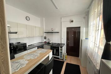 Apartament 2 camere de vanzare TRACTORU - Brasov anunturi imobiliare Brasov