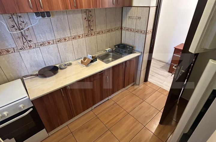 Apartament 2 camere de vanzare 1 MAI - Bucuresti anunturi imobiliare Bucuresti