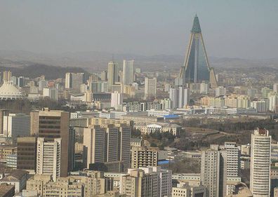 Cum a ratat Coreea de Nord să aibă cel mai înalt hotel din lume. A întârziat 22 de ani