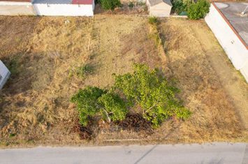Teren construibil 420 mp în Agios Athanasios anunturi imobiliare Grecia