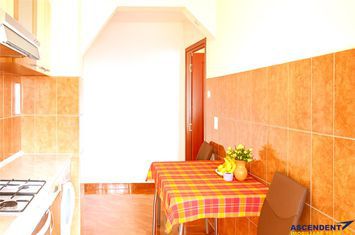 Apartament 3 camere de vanzare CENTRAL - Brasov anunturi imobiliare Brasov