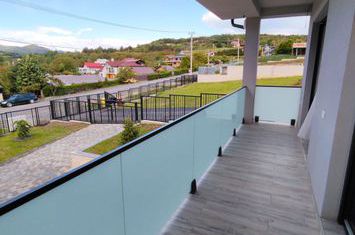 Vilă - 4 camere de vanzare CISNADIOARA - Sibiu anunturi imobiliare Sibiu