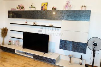 Apartament cu 3 camere de inchiriat | Zona Decebal Oradea anunturi imobiliare Bihor