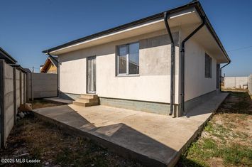 PANTELIMON,CASA ,4 CAMERE,115 MP,TEREN 375 M,INCALZIRE PARDOSEALA anunturi imobiliare Bucuresti