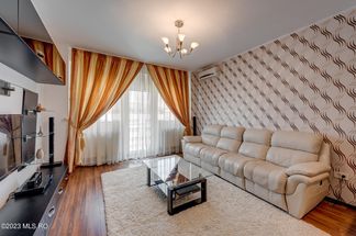 Apartament 2 camere de vânzare Bucuresti - Rosu