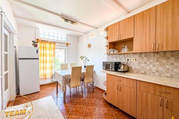 Casă - 5 camere de vanzare CENTRAL - Covasna anunturi imobiliare Covasna