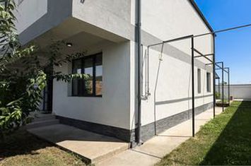Vilă - 4 camere de vanzare AGIGEA - Constanta anunturi imobiliare Constanta
