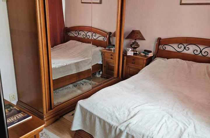 Apartament 4 camere de vanzare GARA MANGALIA - Constanta anunturi imobiliare Constanta
