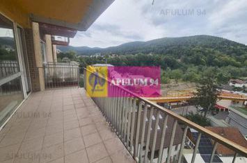 Apartament cu 3 camere de vânzare în Sinaia - Zona Belle View anunturi imobiliare Prahova