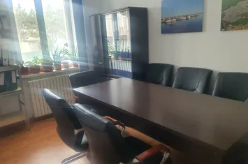 apartament cu 4 camere pe faleza anunturi imobiliare Constanta