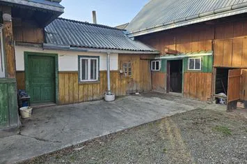 Casă - 4 camere de vanzare FRATAUTII VECHI - Suceava anunturi imobiliare Suceava