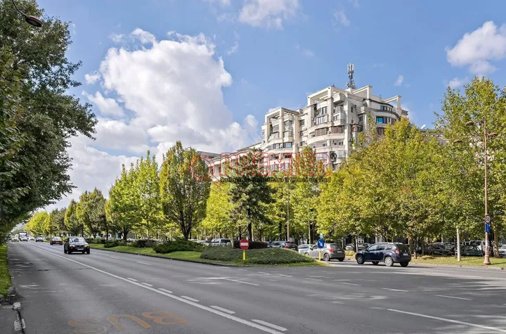 Bd. UNIRII - 4 Camere - Unicat anunturi imobiliare Bucuresti