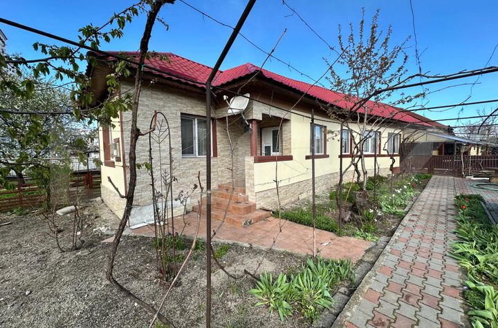 Casă - 4 camere de vanzare PODARI - Dolj anunturi imobiliare Dolj