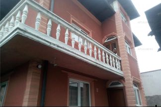 Vilă 6 cam de vânzare Bucuresti - Aparatorii Patriei