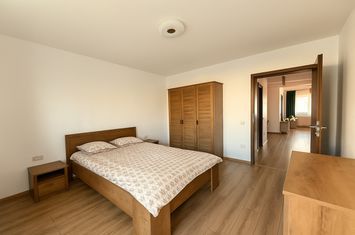 Apartament 2 camere de vanzare BARTOLOMEU - Brasov anunturi imobiliare Brasov