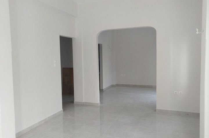 Apartament 100 mp, etaj 1, centru Serres anunturi imobiliare Grecia