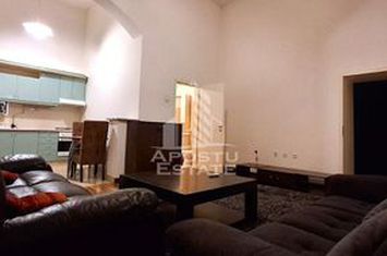Apartament 2 camere Ultracentral Etaj 1, cu Garaj anunturi imobiliare Arad