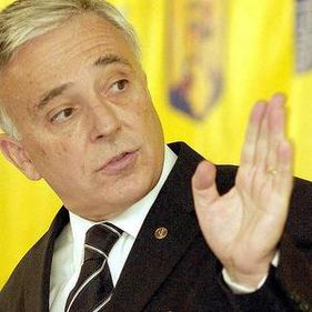 Isărescu: creditarea se va relua mai devreme pentru companii