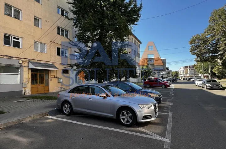 Apartament 3 camere - ULTRACENTRAL anunturi imobiliare Neamt