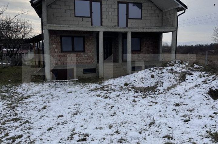 Vilă - 5 camere de vanzare DEJ - Cluj anunturi imobiliare Cluj