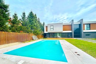 Vilă 6 cam de închiriat Bucuresti - Iancu Nicolae