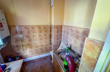 Apartament 2 camere de vanzare HUNEDOARA - Hunedoara anunturi imobiliare Hunedoara