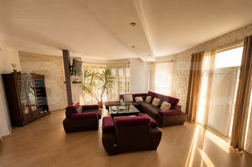 Casă - 4 camere de vanzare SUSENI - Mures anunturi imobiliare Mures