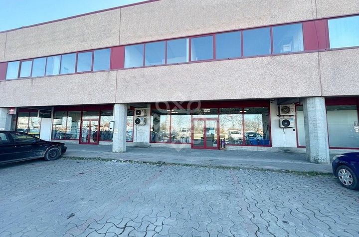 Spatiu comercial de vanzare pe centura Oradea anunturi imobiliare Bihor