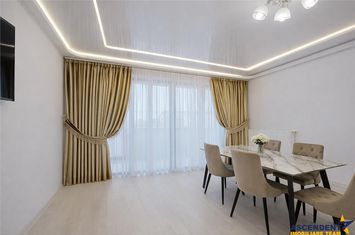 Apartament 4 camere de vanzare TRACTORUL - Brasov anunturi imobiliare Brasov