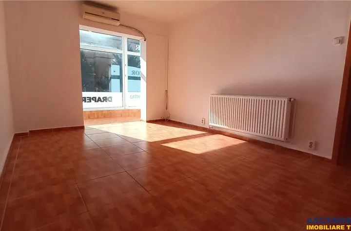 Spațiu comercial de inchiriat ASTRA - Brasov anunturi imobiliare Brasov